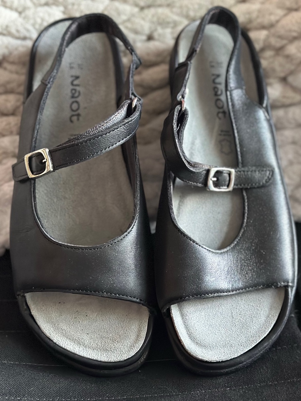 Naot Black shiny Leather TOKA Sandals - NEW!